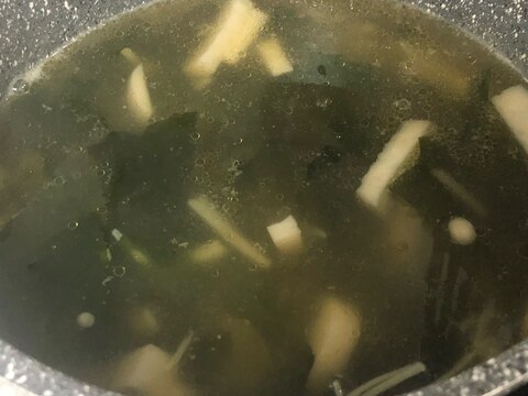 健康意識♪キノコとワカメの中華スープ